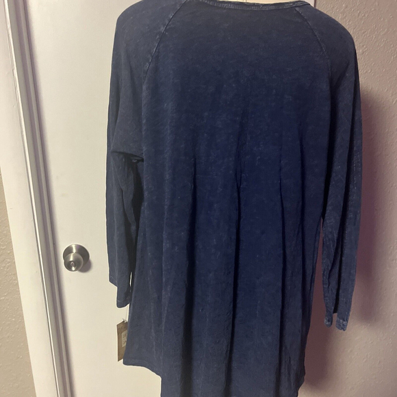 Women’s Blue Floral Blouse By Jess And Jane Asymmetrical Dolman Sleeve - Picture 8 of 14